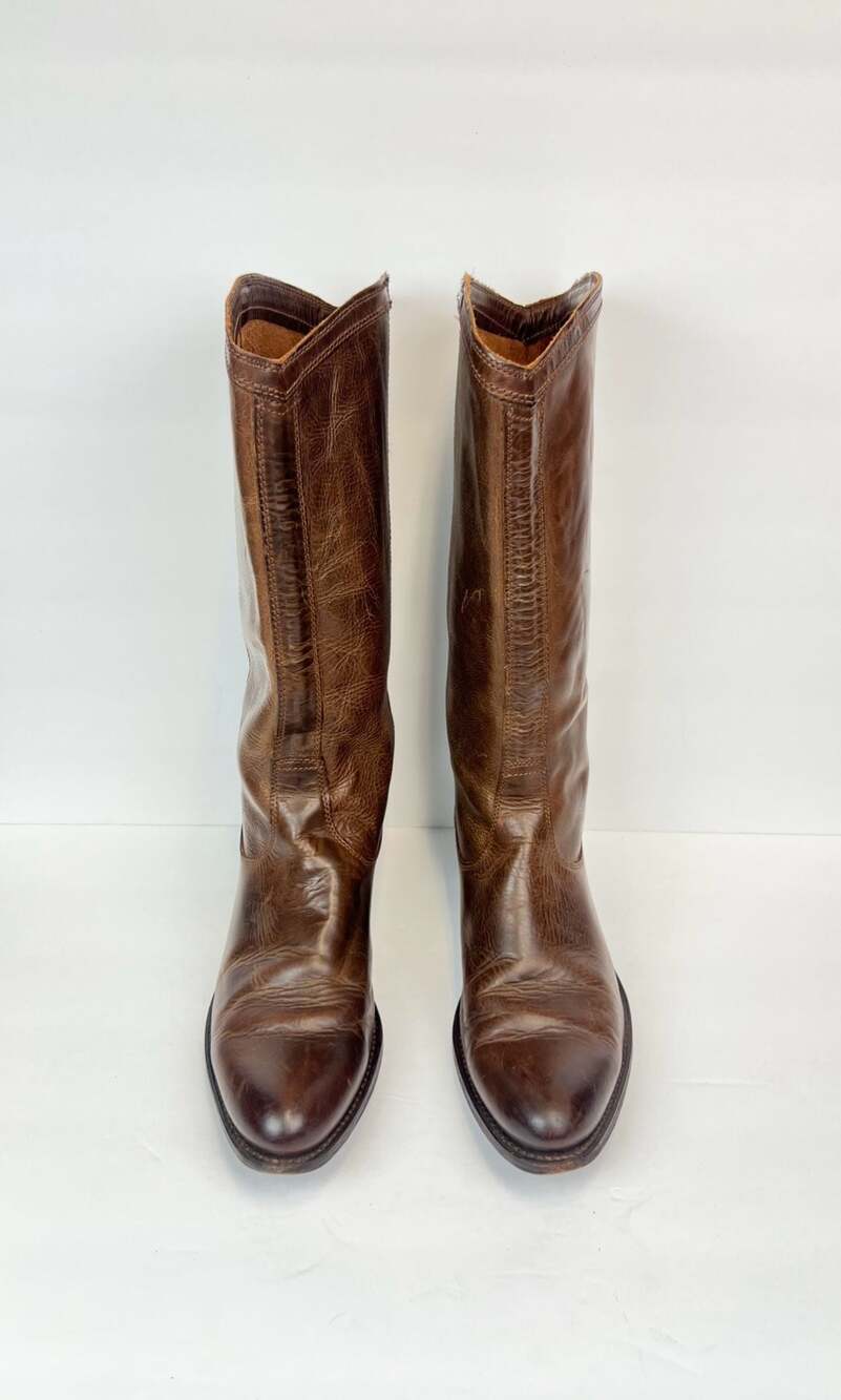 Frye Women's Western Style Riding Boots in Distressed Brown Leather Size 8.5B - Picture 3 of 10